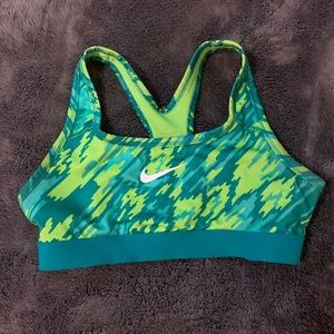 Youth nike sports bra